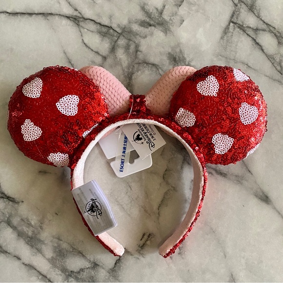 ::: SOLD ::: Disney Valentines Day Red White Hearts Sequins Minnie Ears - Picture 4 of 4